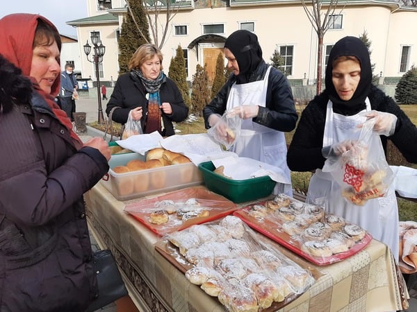 Во время беспорядков в Алма-Ате Церковь раздала нуждающимся более 1 000 продуктовых наборов
