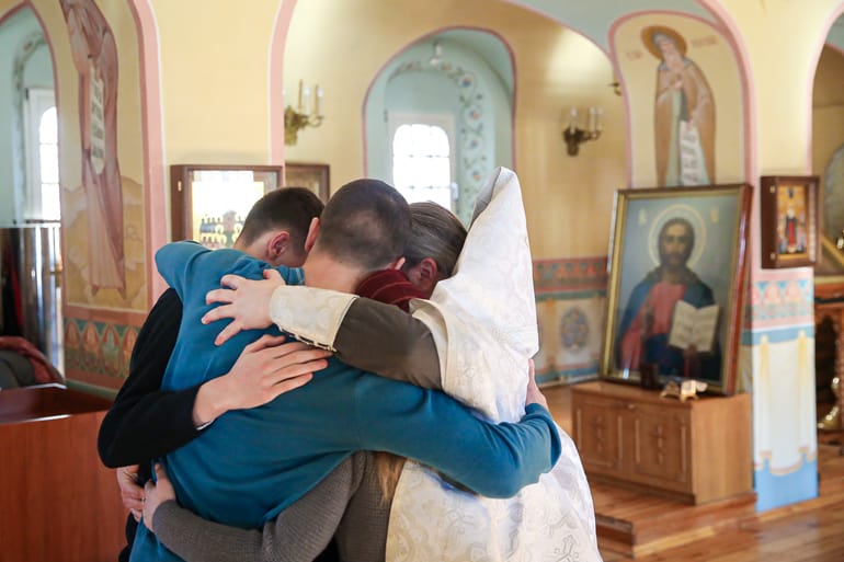 Две семьи беженцев покрестили своих детей в Нижегородской епархии