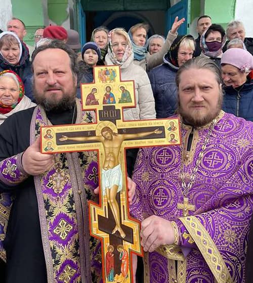В Беларуси воссоздали Мизгирёвский крест, утраченный в годы безбожия