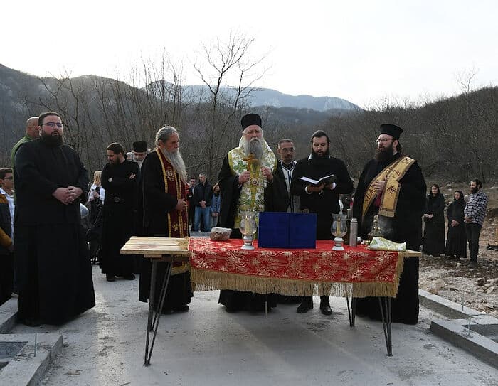 В честь возрождения черногорского села в нем заложили храм Серафима Саровского