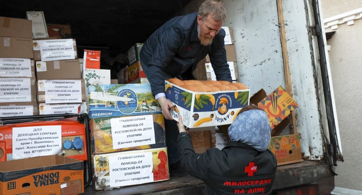 За один день Церковь передала на Донбасс 57 тонн гуманитарной помощи