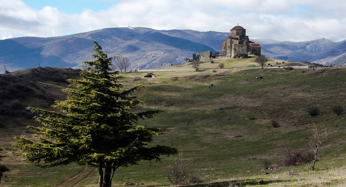 В ОВЦС рассказали, как сегодня Русская Церковь взаимодействует с Грузинской и Армянской Церквами