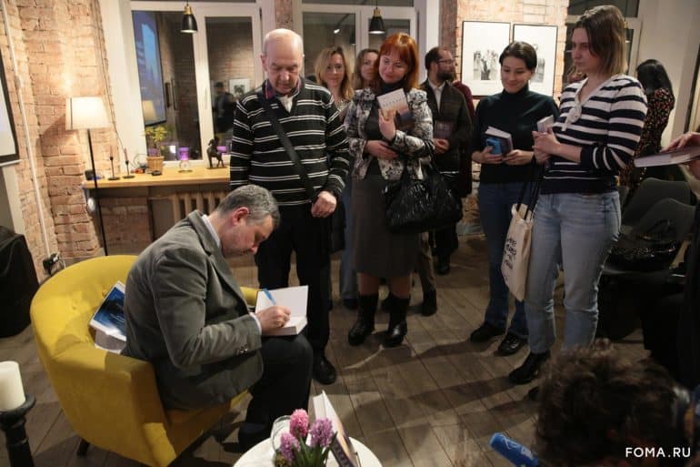 Владимир Легойда представил свою книгу о героях программы «Парсуна»