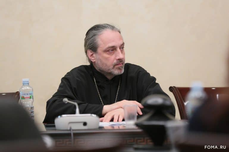 В Общественной палате РФ обсудили  возрождение сельских церквей