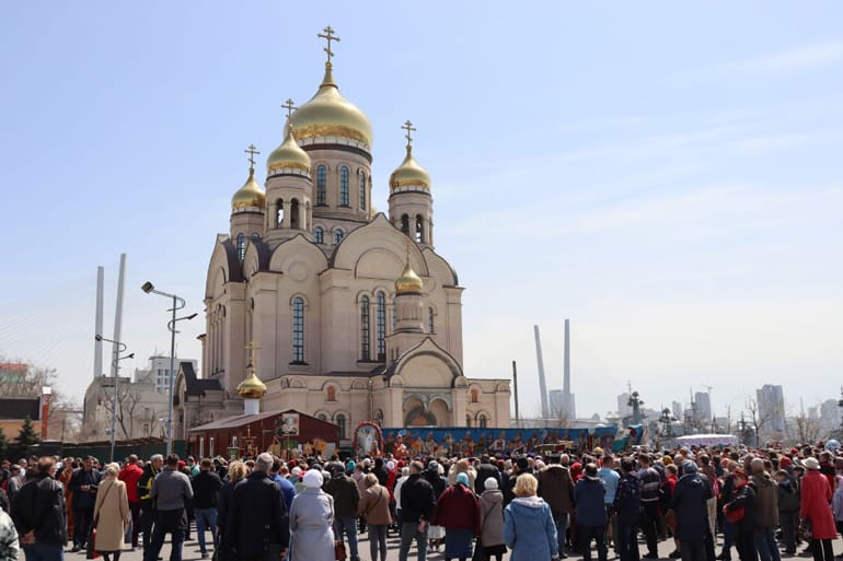 На Пасху во Владивостоке состоялся самый масштабный на Дальнем Востоке крестный ход