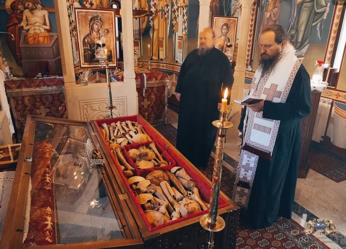 В сербском монастыре XV века обнаружили мощи святых мучеников