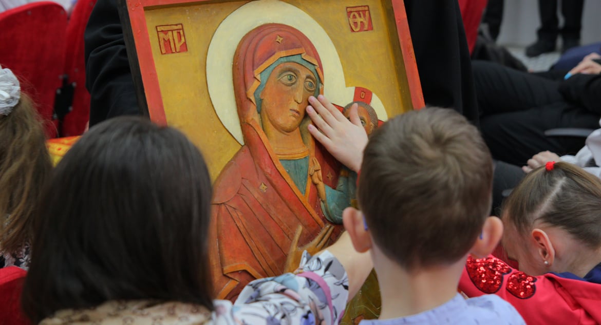 Череповецкая епархия поможет людям с проблемами зрения увидеть иконы