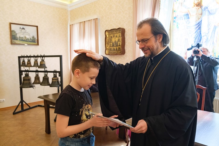 Школа при храме Димитрия Солунского в Коломягах выпустила своих первых звонарей