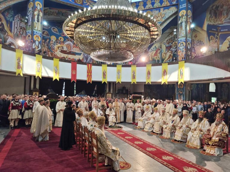 Архиерейский Собор Сербской Церкви признал автокефалию Македонской Церкви