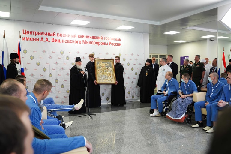 Патриарх Кирилл посетил военный клинический госпиталь им. А.А. Вишневского
