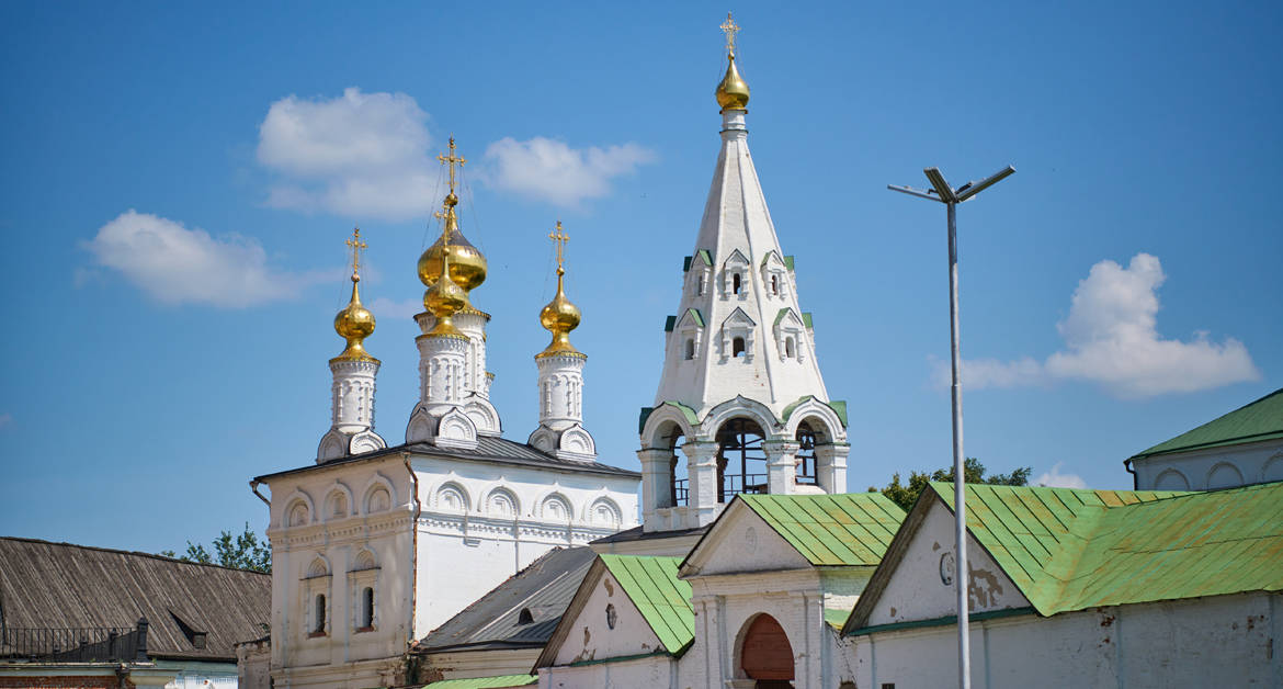 До конца 2023 года в Рязани отреставрируют два храма местного кремля