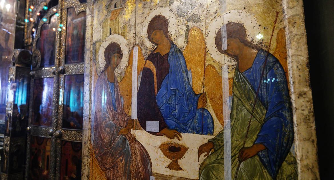 В Госдуме прорабатывают вопрос о передаче Церкви икон из музеев