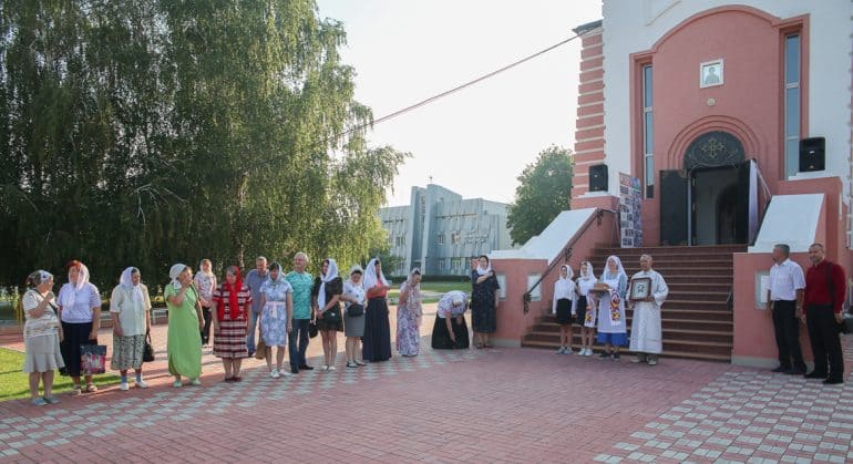 В горбольнице Тольятти освятили храм, история которого началась в 1990-ые