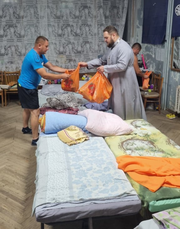 Джанкойская епархия помогла пострадавшим от взрывов жителям села Майское
