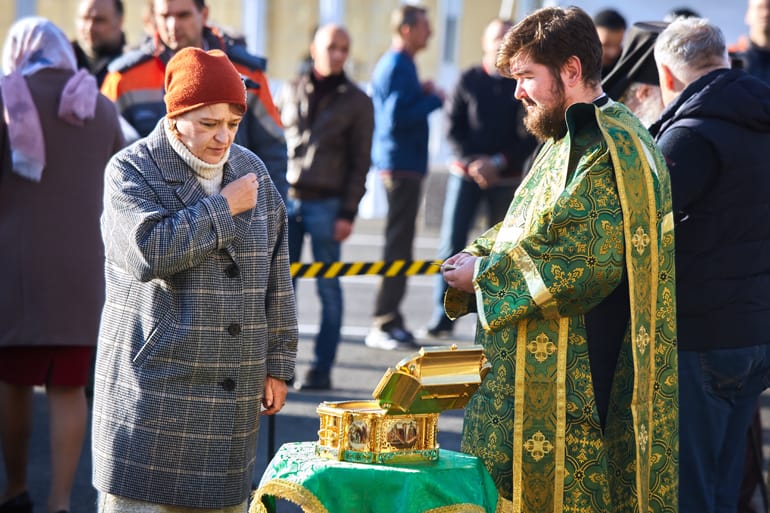 На трассе М-11 «Нева» поклонились мощам преподобного Сергия Радонежского