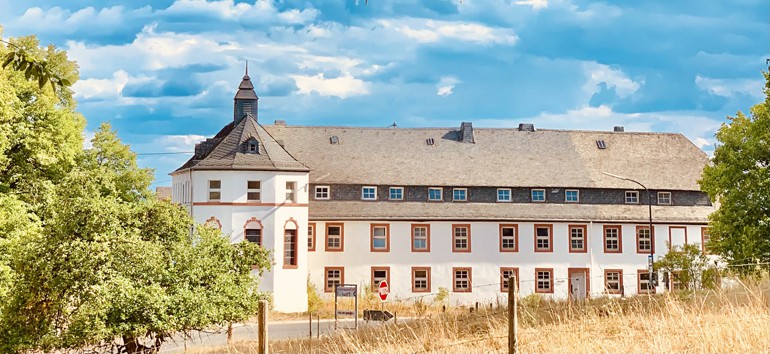 «Это место похоже на Нарнию»: В Германии организуют новый православный монастырь