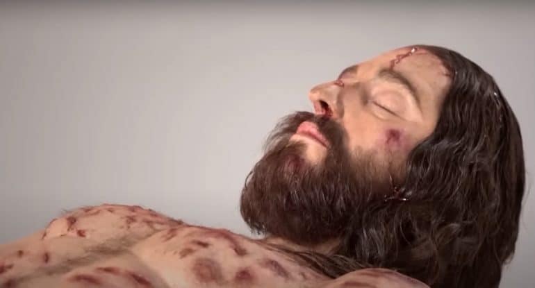 В Испании представили первую «предельно реалистичную» модель тела Христа после распятия