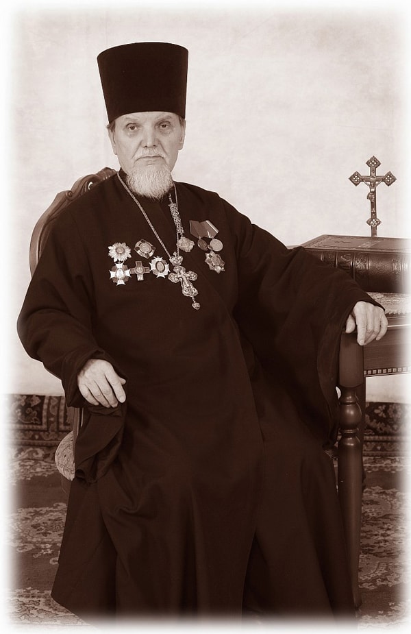Патриарх Кирилл соболезнует в связи с кончиной одного из старейших клириков Москвы