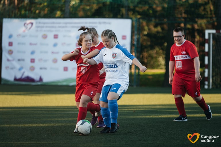 Люди с синдромом Дауна сыграют в мини-футбол на епархиальном турнире в Подмосковье