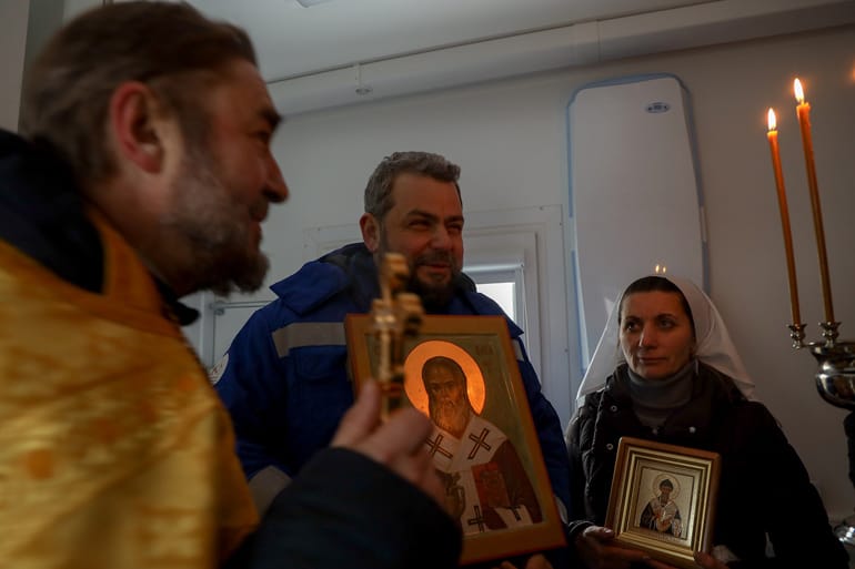 Больница святителя Алексия откроет в Мариуполе мобильный госпиталь