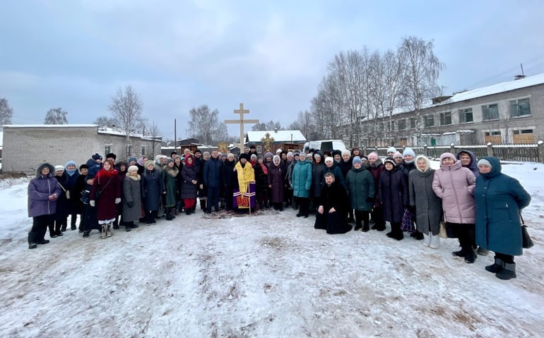 В Лузе Кировской области заложили первый в этом городе храм