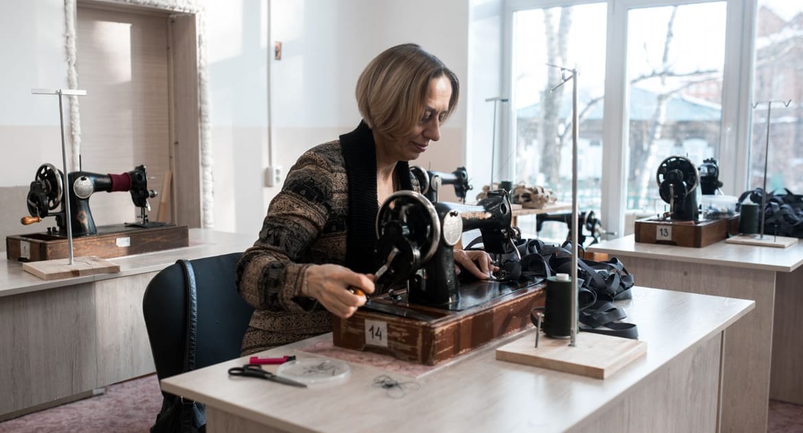 При Свято-Троицкой церкви Томска открыли швейную мастерскую