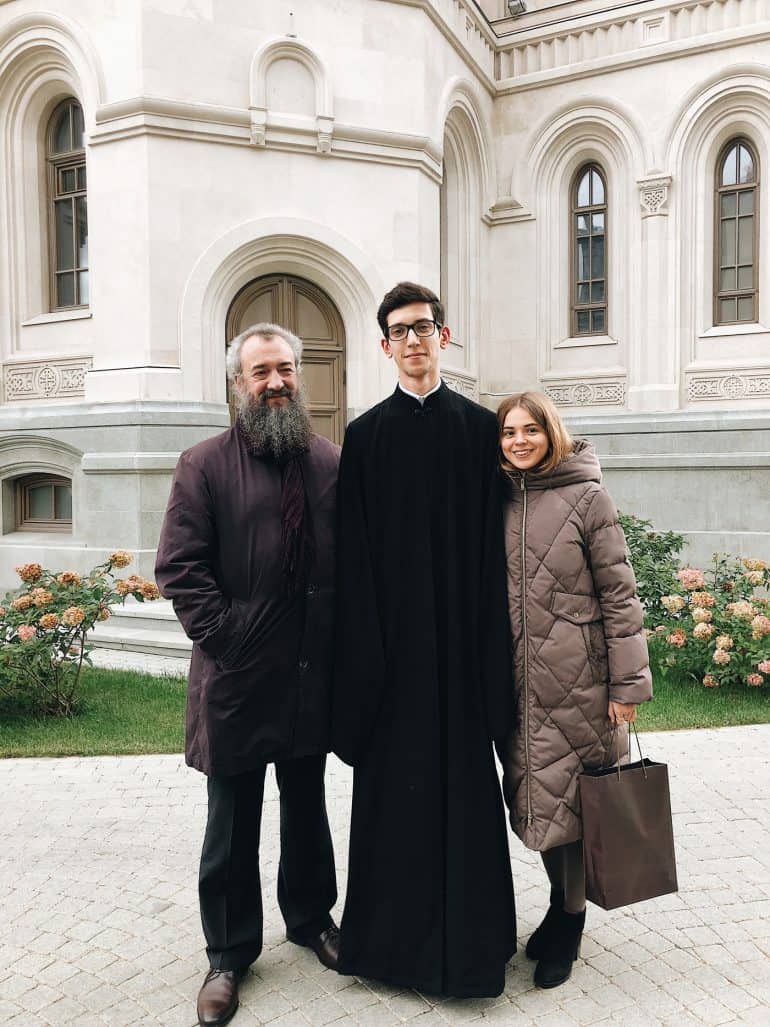 „Као дете, било ми је непријатно што је мој отац био свештеник“: Јереј Јаков Бели-Кругљаков и његов отац, протојереј Александар, причају један о другом