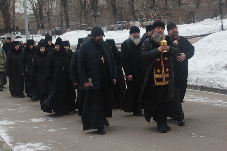 Мощи святителя Алексия, митрополита Московского, передали в родной для него Алексеевский монастырь