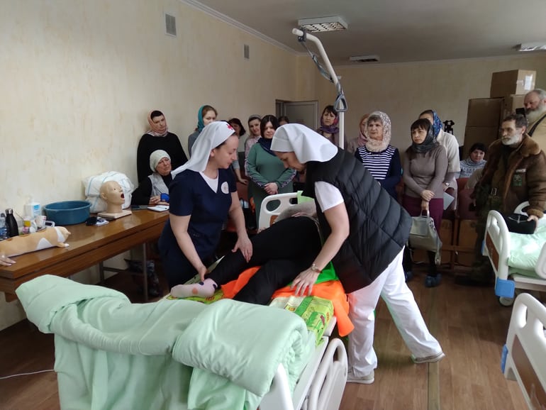 Больница святителя Алексия открыла в Луганске учебный центр по сестринскому уходу