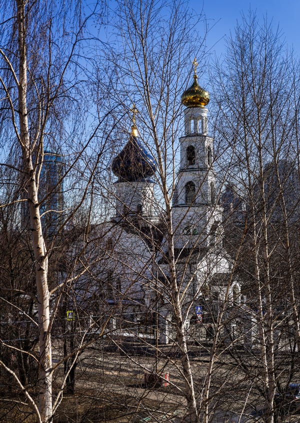 Патриарх Кирилл освятил в Москве главный храм российских пожарных и спасателей