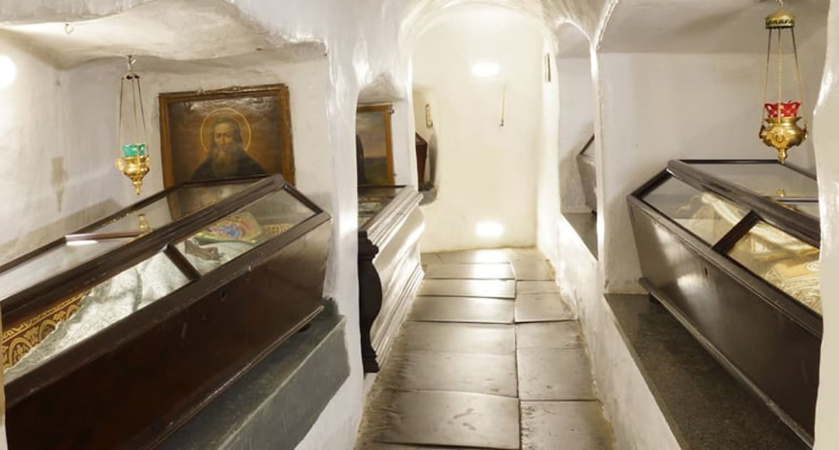 В Киево-Печерской лавре открыли доступ в пещеры с мощами святых