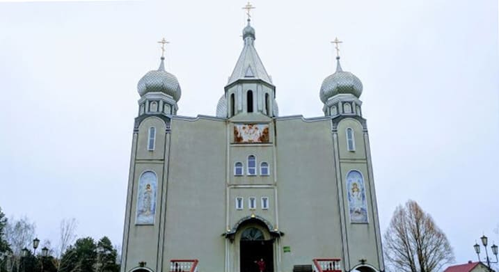 После захвата раскольниками храма в Шепетовке Украинскую Церковь поддержали даже неверующие