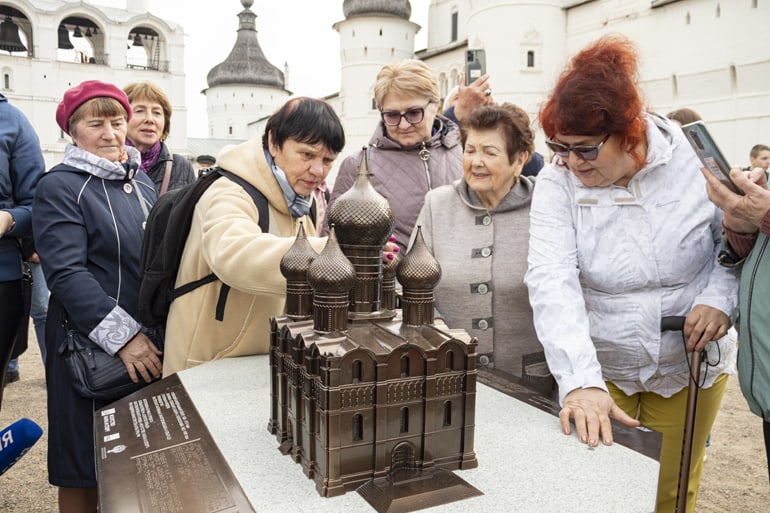 Успенский собор Ростовского кремля теперь могут «увидеть» и незрячие