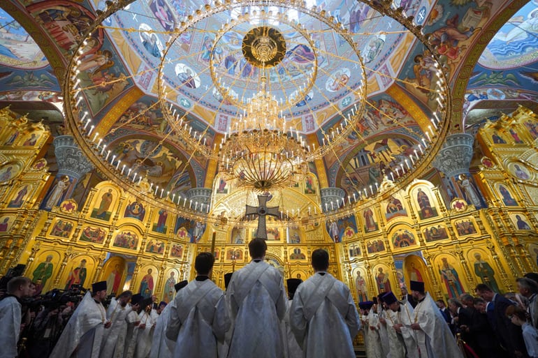 Патриарх Кирилл освятил в Сургуте Свято-Троицкий собор, присвоив ему статус кафедрального
