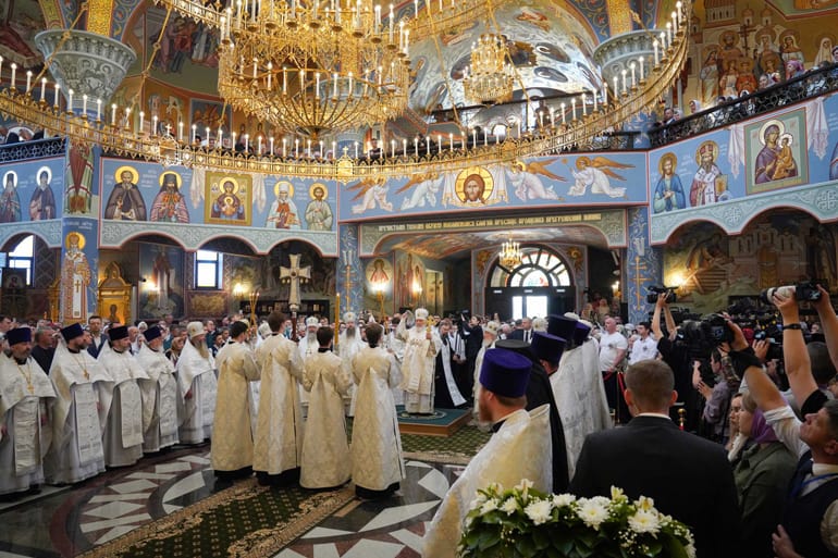 Патриарх Кирилл освятил в Сургуте Свято-Троицкий собор, присвоив ему статус кафедрального