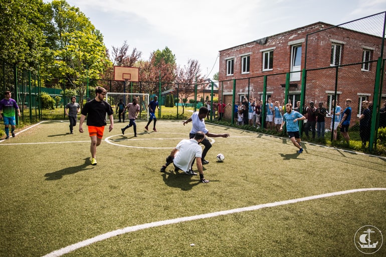После окончания пандемии коронавируса в СПбДА возобновили традицию футбольных турниров