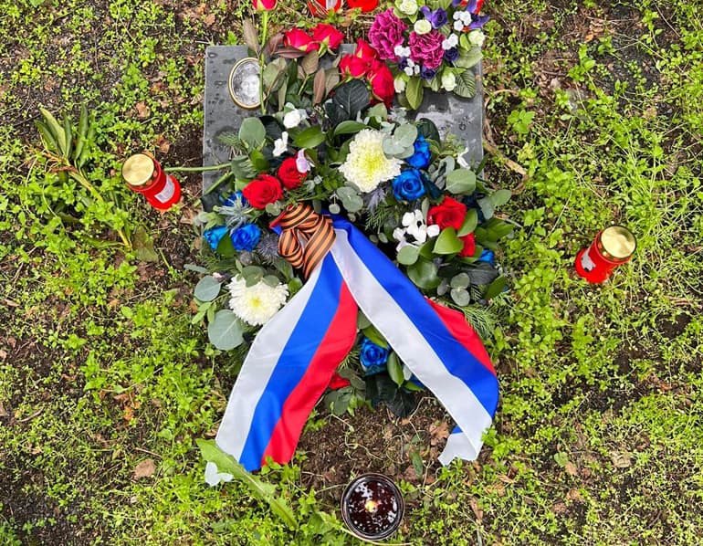 В Рейкьявике освятили памятник ветерану ВОВ, созданный на средства местного православного прихода