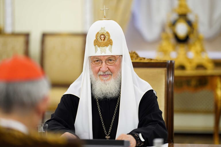 Мы приветствуем любые посреднические миссии, направленные на преодоление конфликта на Украине, – заявил патриарх Кирилл посланнику Папы Римского