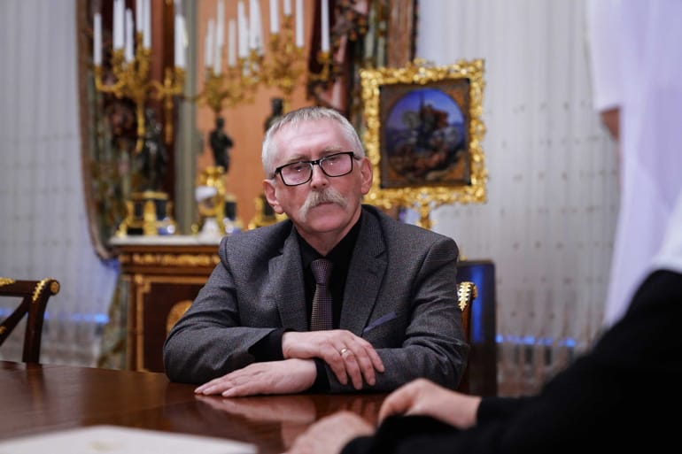 Патриарх Кирилл встретился с писателем Яном Таксюром, поблагодарив его за защиту православия