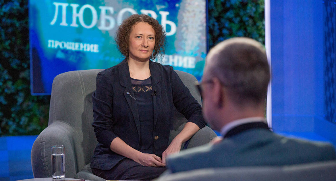 «И я сказала мужу: ну все, веди меня в церковь», — руководитель направления больничного служения Наталья Шакуро