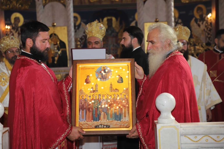 Сербская Православная Церковь канонизировала более 75 новых святых