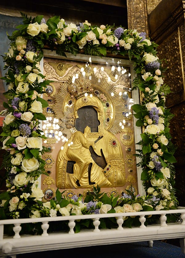 Феодоровскую икону Божией Матери перенесли на ее историческое место – в воссозданный Богоявленский собор Костромы