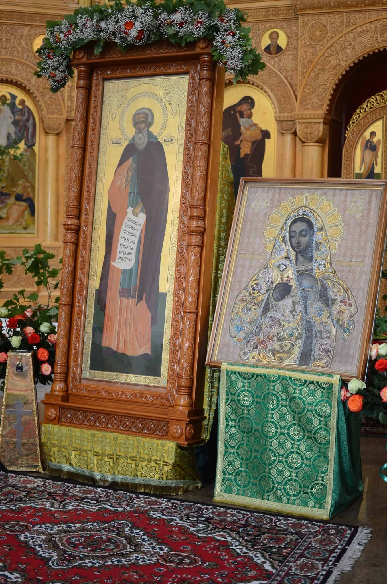 Монастырь калужской иконы божией матери ждамирово. С праздником калужской иконы божией матери. Калужская божья матерь в калуге. Калужская божья матерь в калуге. Образ богородицы калужский.