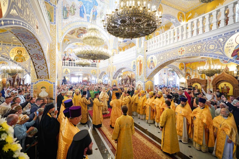 Патриарх Кирилл освятил в Анапе храм в честь святого князя Владимира