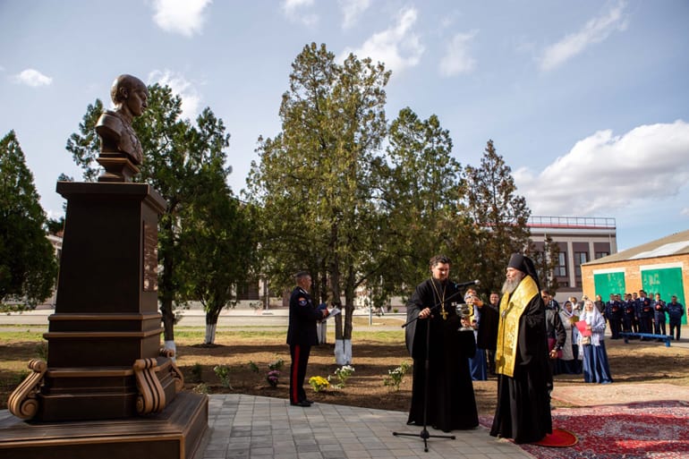 В Калмыкии открыли памятник святому цесаревичу Алексию