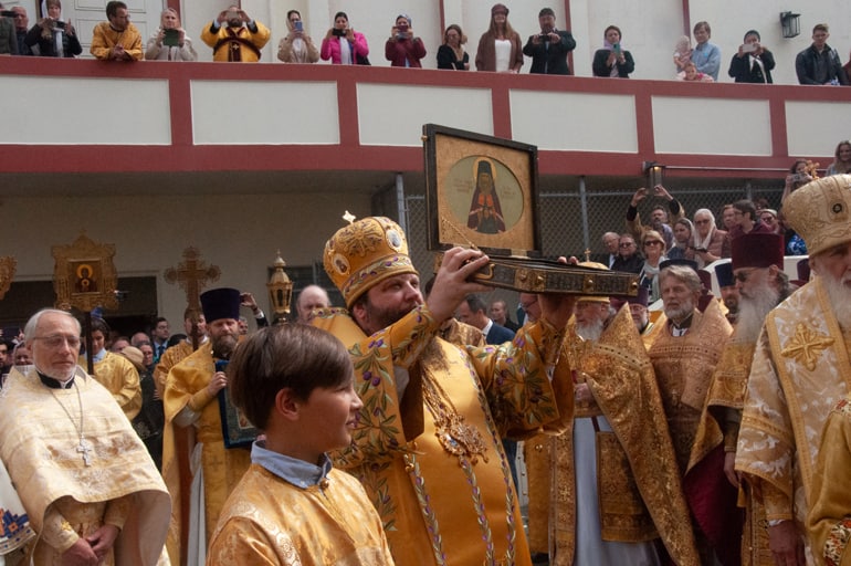 В США всенародно отпраздновали 30-летие обретения мощей святителя Иоанна Шанхайского
