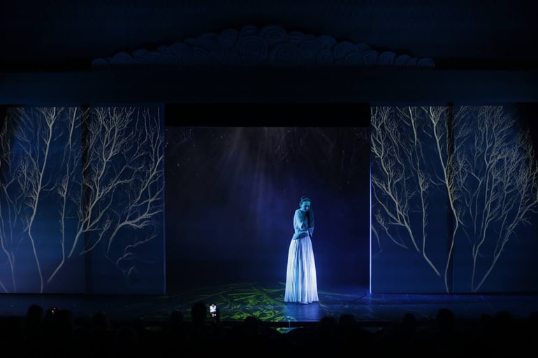 Вечный холод обязательно сменит священная весна: в Новом Театре представили иммерсивную притчу для всей семьи «Морозко»
