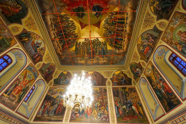 Патриарх Кирилл освятил отреставрированный храм при ГУ МВД России по Москве
