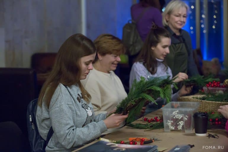 Праздник теплых встреч: в Москве прошел Рождественский вечер с журналом «Фома»