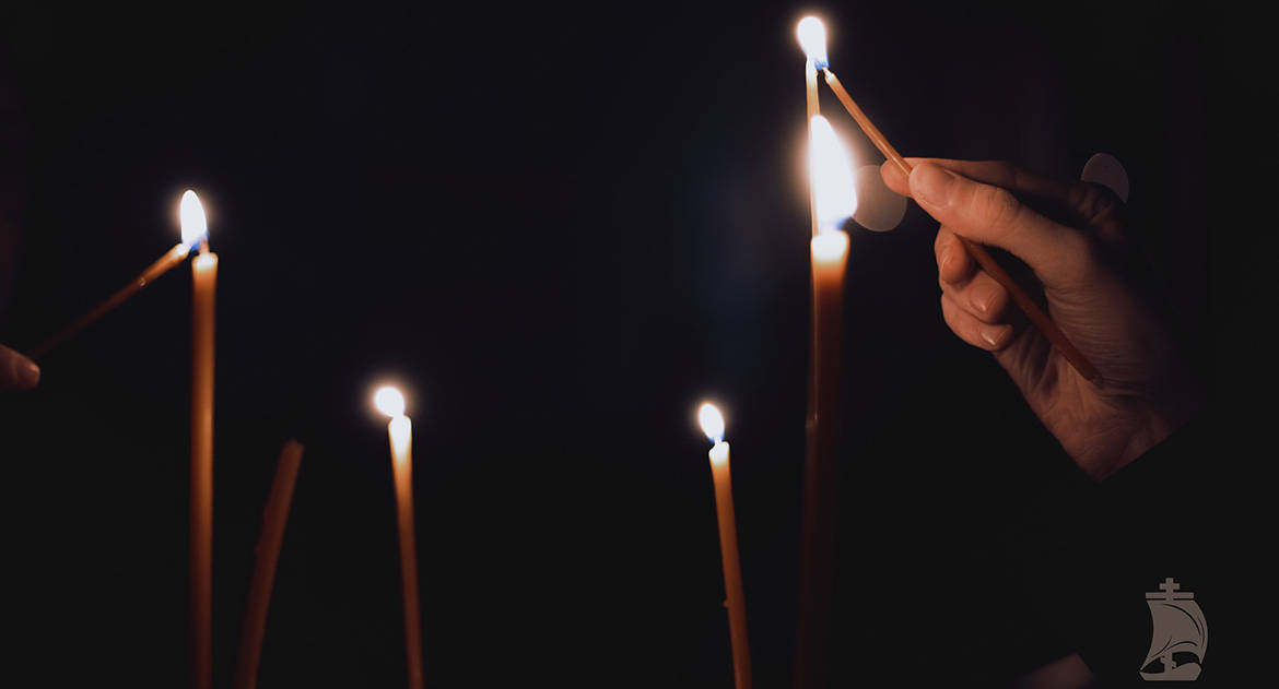 Можно ли сретенские свечи зажигать дома за упокой?